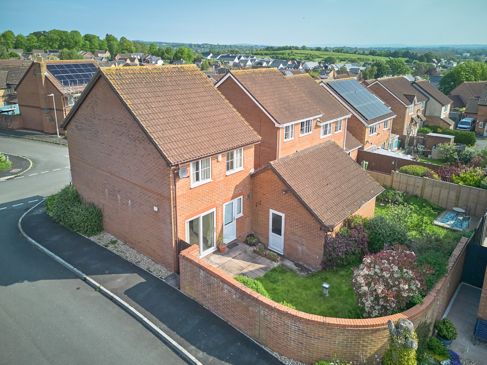 Brownlees, Exminster
